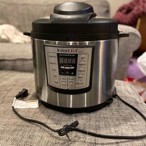 Instant Pot Plus Stainless Steel Pressure Cooker